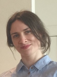 Photo of Lynne Ellis