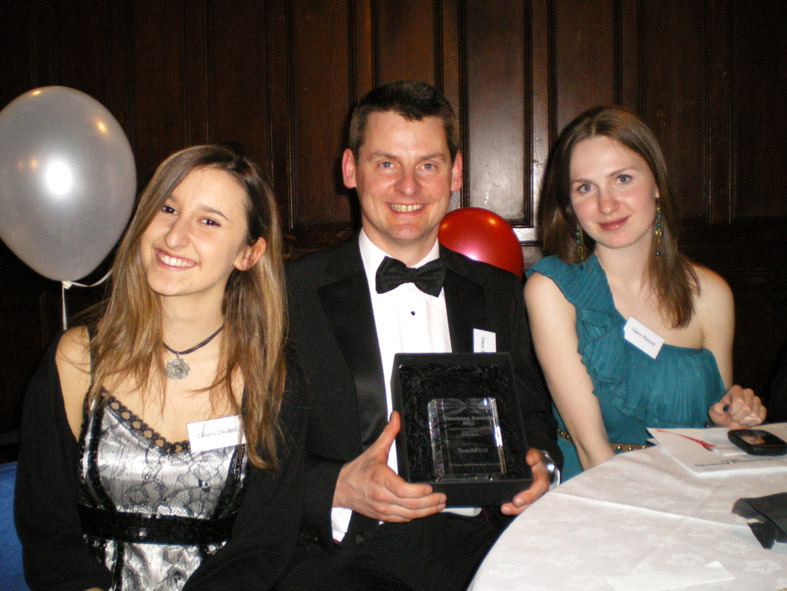 Simon Bates with first year Physics students Chiara Decaroli and Claire Puttock.